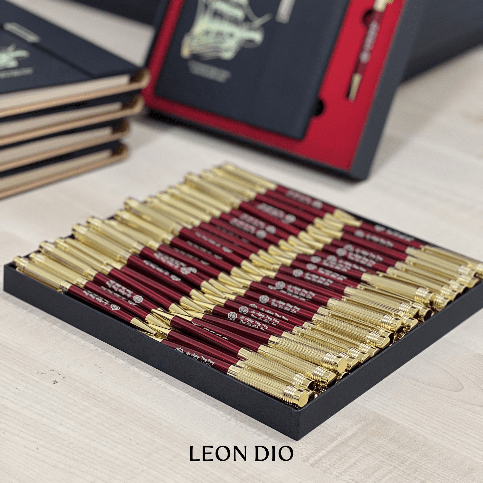 set-qua-tang-vxan-phong