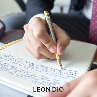 Bút Ký Cao Cấp Leon Dio Primal Loyal White thumbnail 5