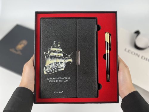 Bộ Quà Tặng Vươn Xa Biển Lớn Lapis Lazuli Black (Sổ Đen)