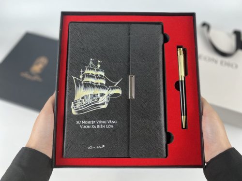 Bộ Quà Tặng Vươn Xa Biển Lớn Mentalen Black (Sổ Đen)