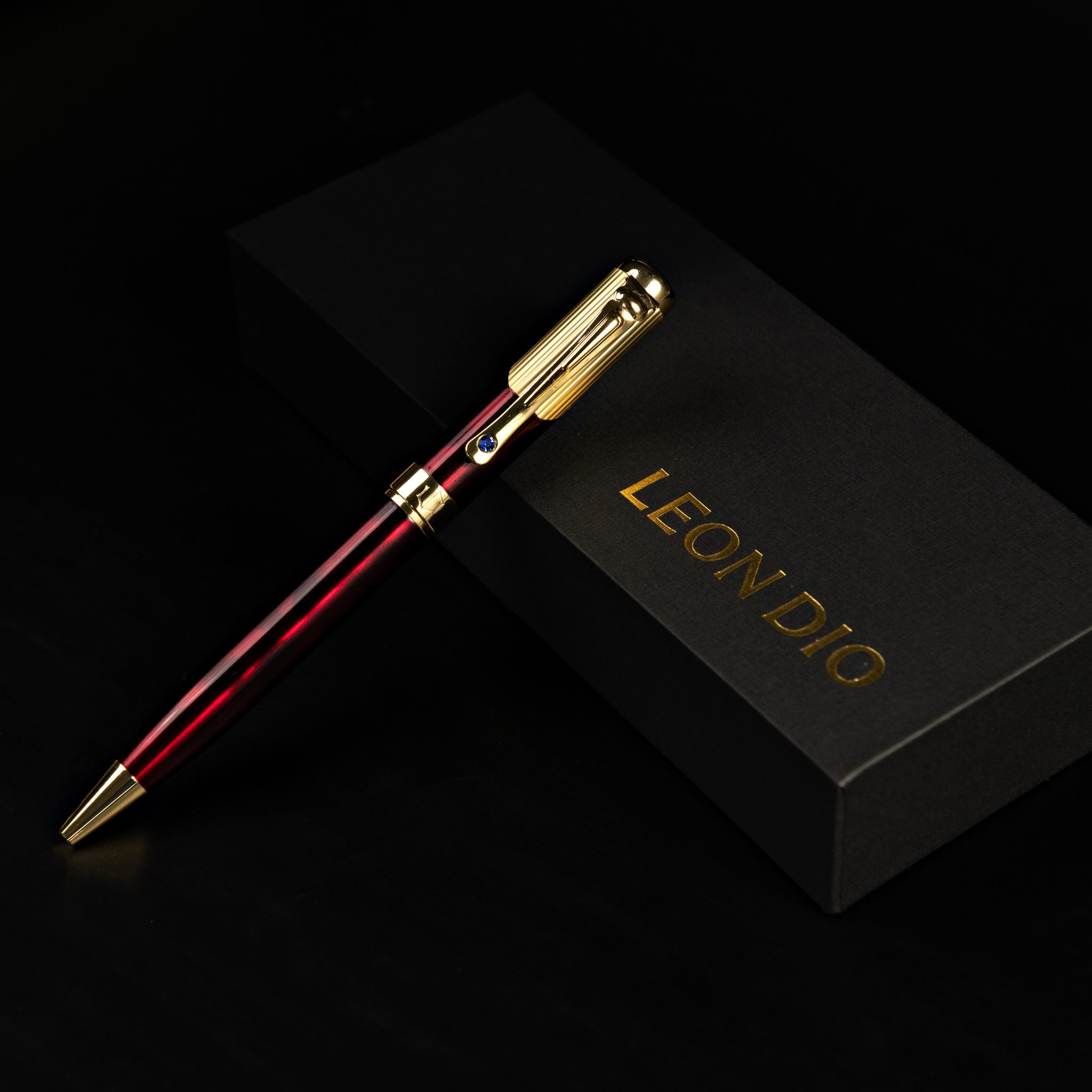 Bút Ký Cao Cấp Leon Dio The Classic Lapis Lazuli Red thumbnail 2