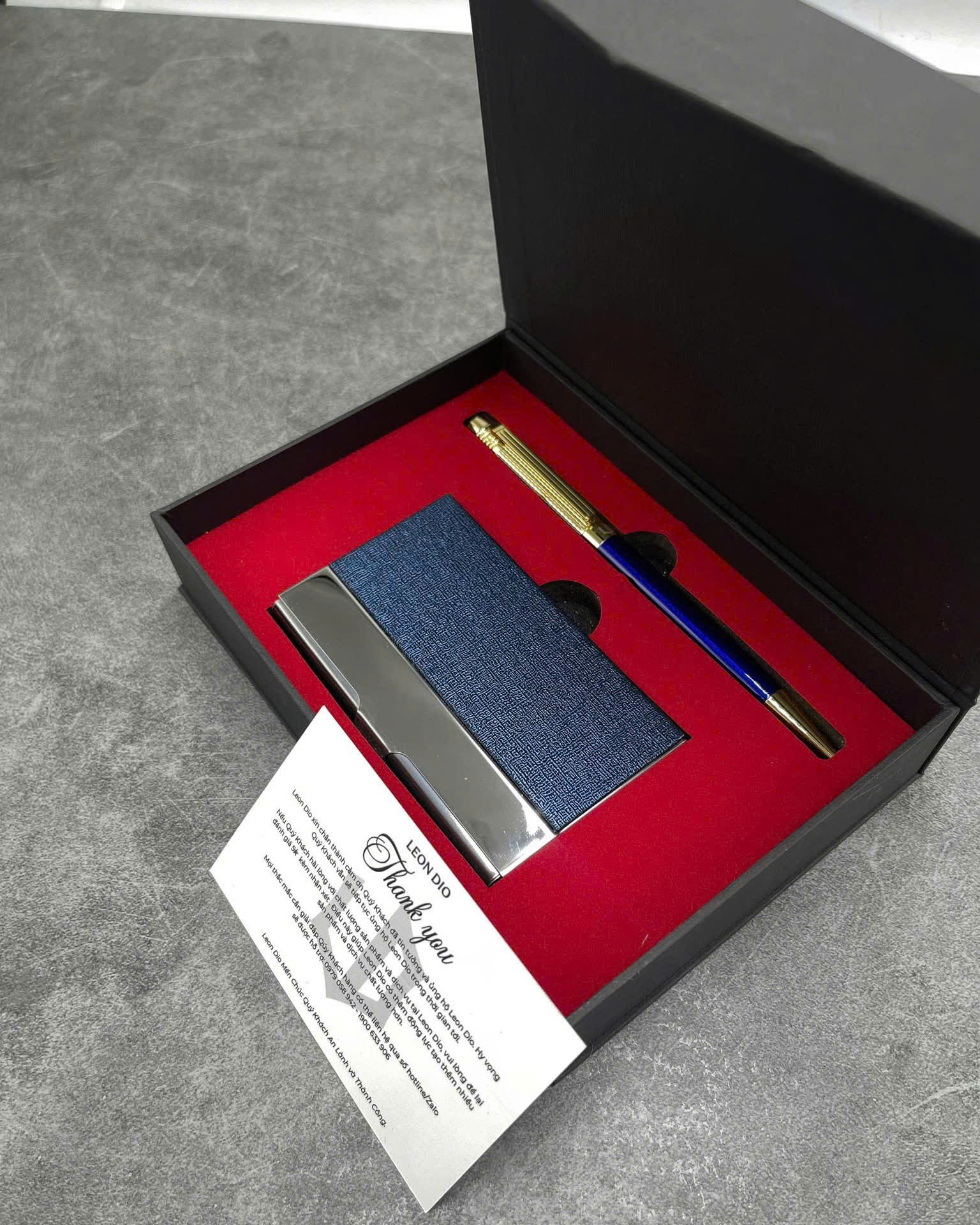 GiftSet Hộp Đựng Namecard (Card Holder) - Bút The Classic Matte Hill Black thumbnail 7